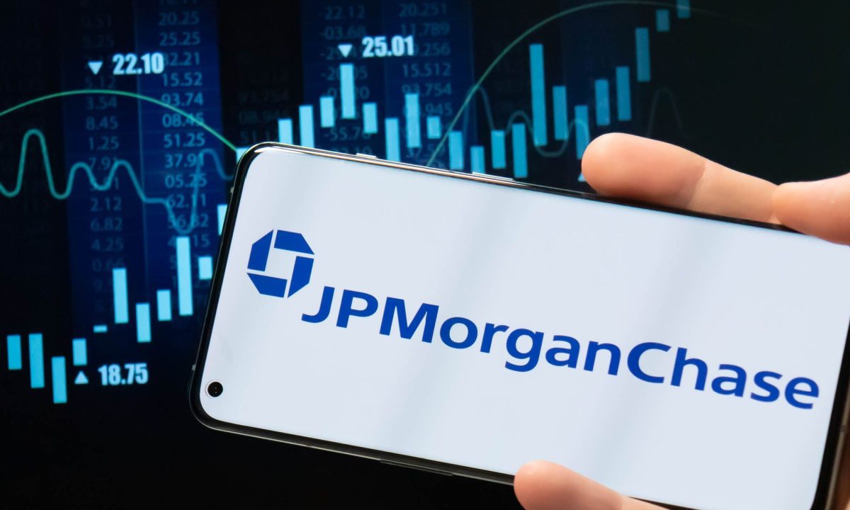 [Blockchain & Crypto Trends]
